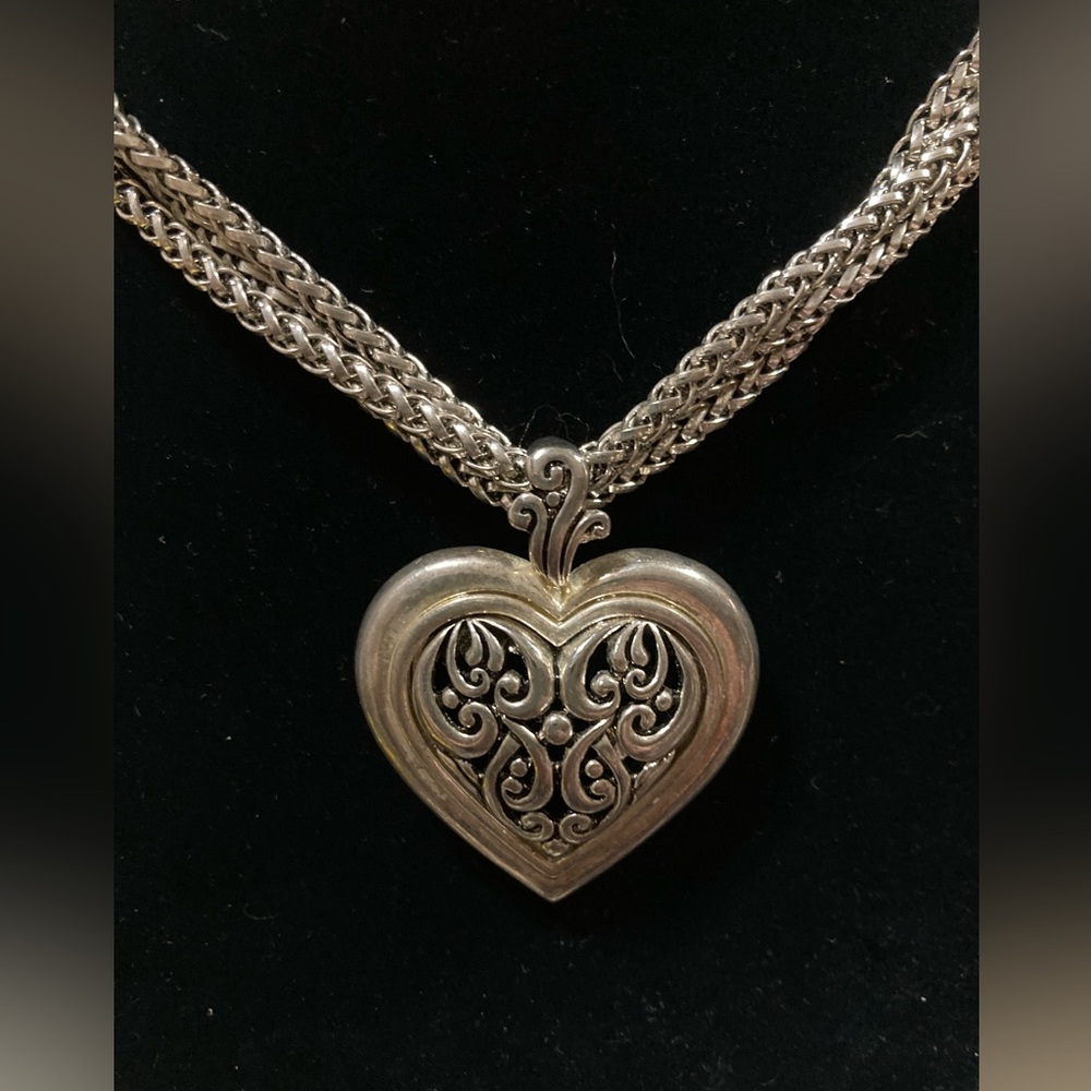 20 inch silver tone heart necklace